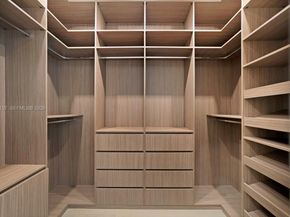 1780 Chucunantah Rd, Miami FL 33133