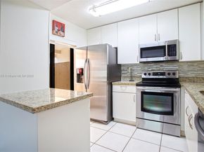 20110 NE 3rd Ct 8, Miami FL 33179