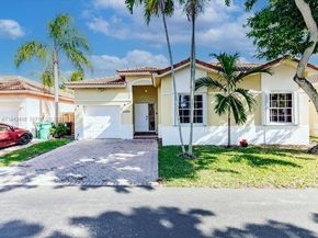 21475 SW 90th Pl, Cutler Bay FL 33189