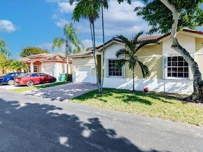 21475 SW 90th Pl, Cutler Bay FL 33189