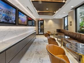 301 Altara Ave 822, Coral Gables FL 33146