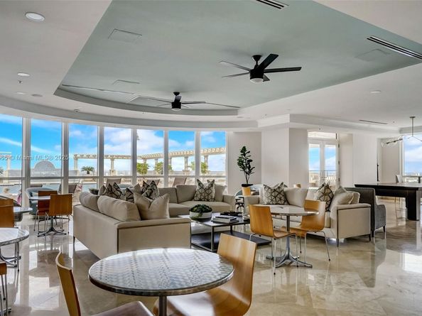 511 SE 5th Ave 806, Fort Lauderdale FL 33301