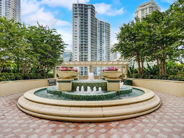 511 SE 5th Ave 806, Fort Lauderdale FL 33301