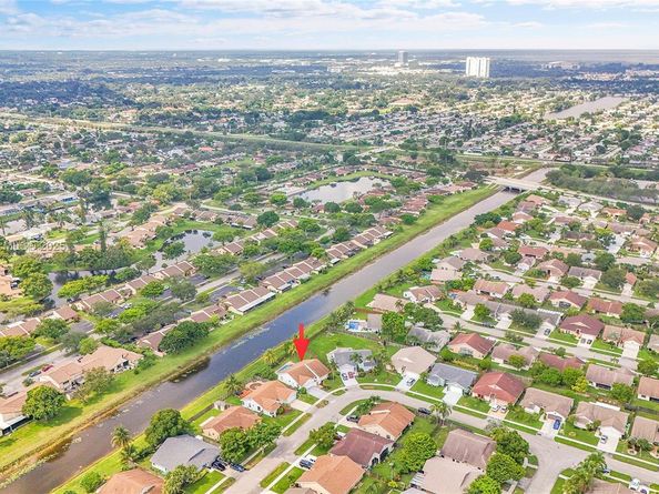 3113 NW 107th Dr, Sunrise FL 33351