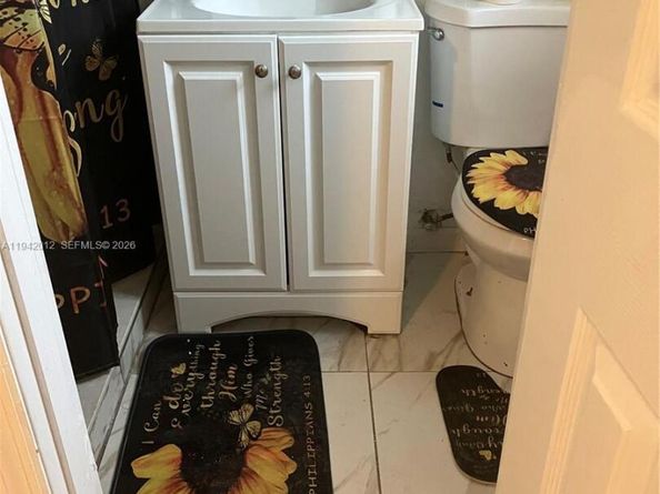 19551 NW 7th Ave, Miami Gardens FL 33169