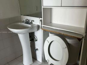 2025 NE 164th St 918, North Miami Beach FL 33162