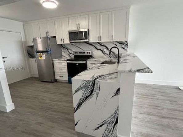 1780 NE 191st St 8112, Miami FL 33179