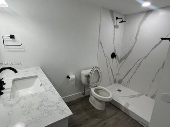 1780 NE 191st St 8112, Miami FL 33179