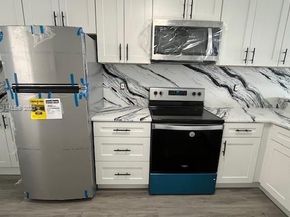 1780 NE 191st St 8112, Miami FL 33179