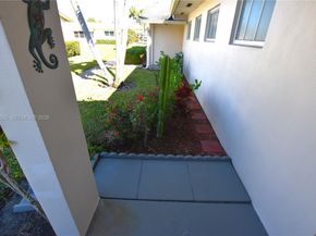 2672 E Emory Drive D, West Palm Beach FL 33415