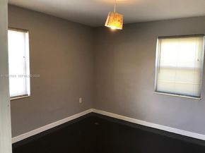 320 NW 132nd St, North Miami FL 33168