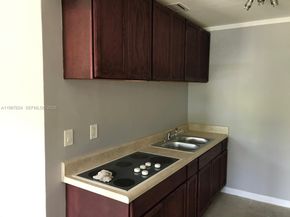 320 NW 132nd St, North Miami FL 33168