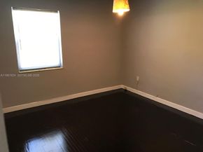 320 NW 132nd St, North Miami FL 33168