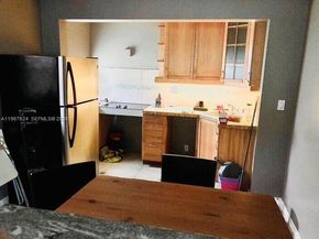 320 NW 132nd St, North Miami FL 33168