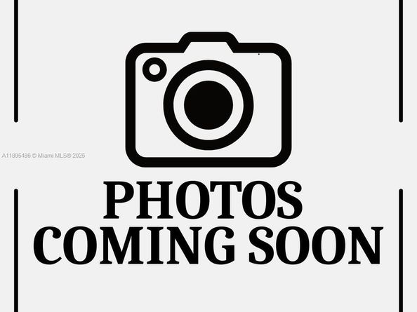 1585 NE 139th St, North Miami FL 33161