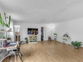 1585 NE 139th St, North Miami FL 33161