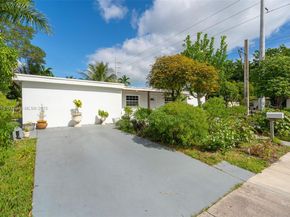 1585 NE 139th St, North Miami FL 33161