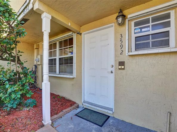 3592 NW 83rd Ln, Sunrise FL 33351
