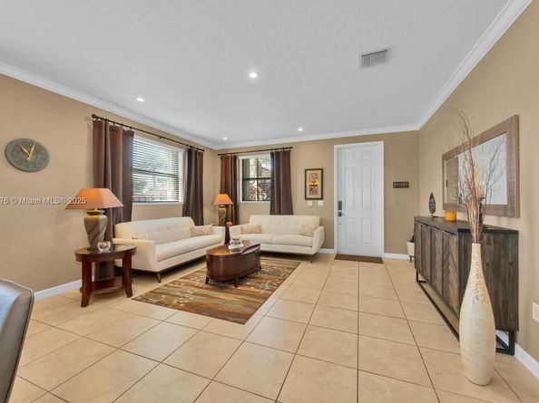 11839 SW 155th Ct, Miami FL 33196