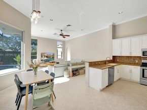 2533 Eagle Run Cir, Weston FL 33327