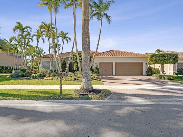 2533 Eagle Run Cir, Weston FL 33327