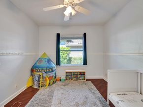 2533 Eagle Run Cir, Weston FL 33327