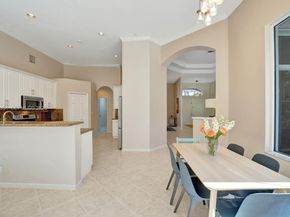 2533 Eagle Run Cir, Weston FL 33327