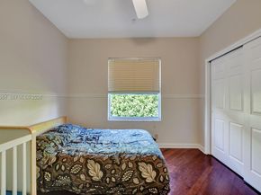 2533 Eagle Run Cir, Weston FL 33327