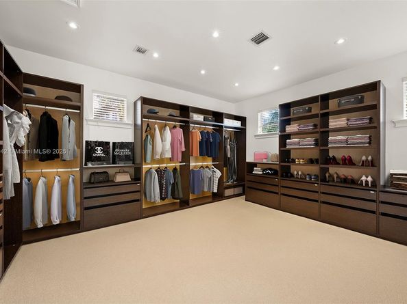 1295 Hatteras Ln, Hollywood FL 33019