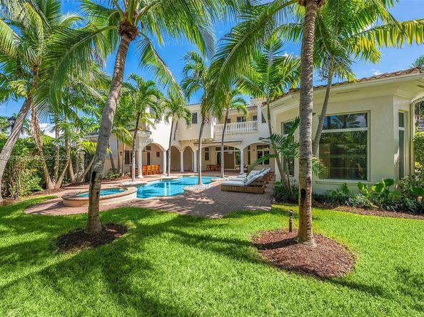 1295 Hatteras Ln, Hollywood FL 33019