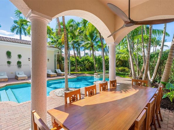 1295 Hatteras Ln, Hollywood FL 33019