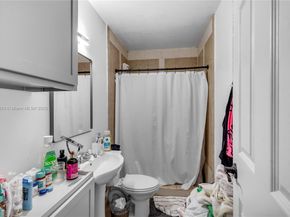 4111 SW 33rd St, West Park FL 33023