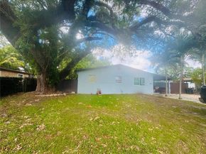 4111 SW 33rd St, West Park FL 33023