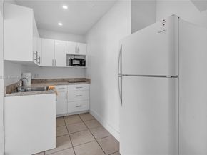 4111 SW 33rd St, West Park FL 33023