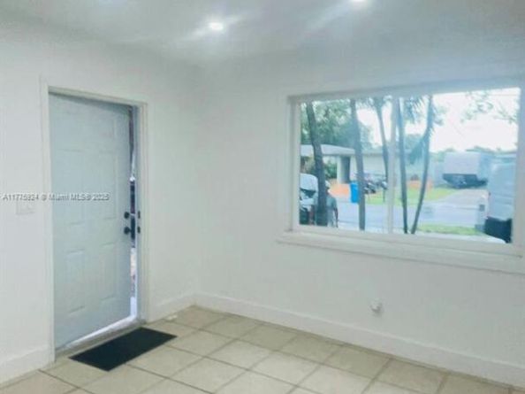 4111 SW 33rd St, West Park FL 33023