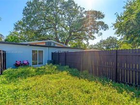 4111 SW 33rd St, West Park FL 33023