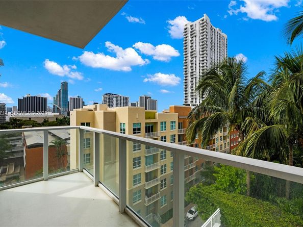 2020 N Bayshore Dr 810, Miami FL 33137