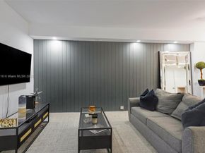2301 Collins Ave 1135, Miami Beach FL 33139