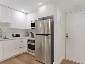 2301 Collins Ave 1135, Miami Beach FL 33139