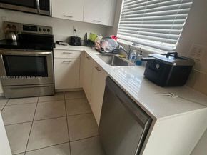 12121 NW 23 court 12121, Miami FL 33167