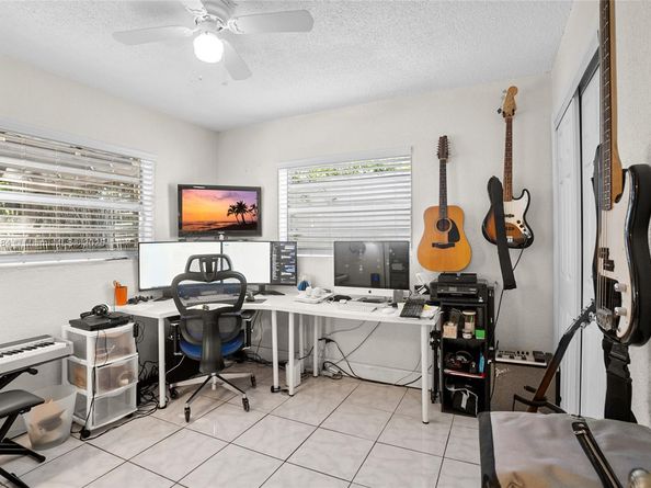 1620 NW 2nd Ave, Pompano Beach FL 33060