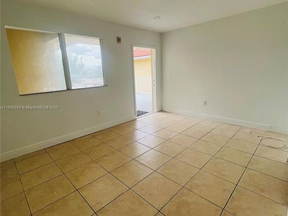 2185 NW 16th Ter 16, Miami FL 33125