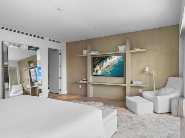 102 24th St PH1706, Miami Beach FL 33139