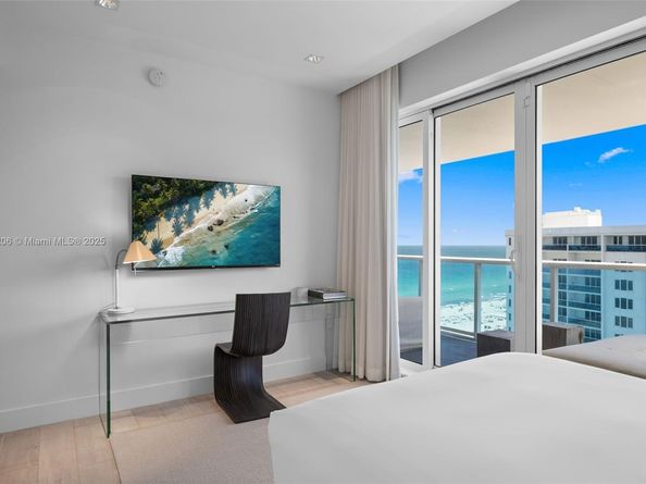 102 24th St PH1706, Miami Beach FL 33139