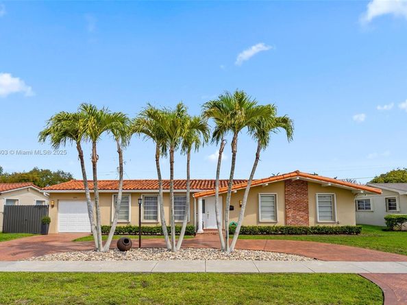 6311 SW 93rd Ct, Miami FL 33173