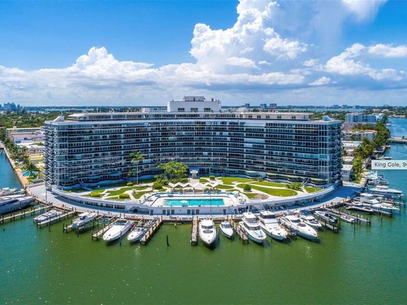 900 Bay Dr 401, Miami Beach FL 33141