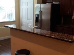 7951 NW 107th Ct, Doral FL 33178