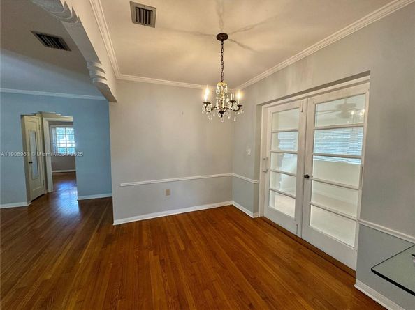 3410 SW 21st St, Miami FL 33145