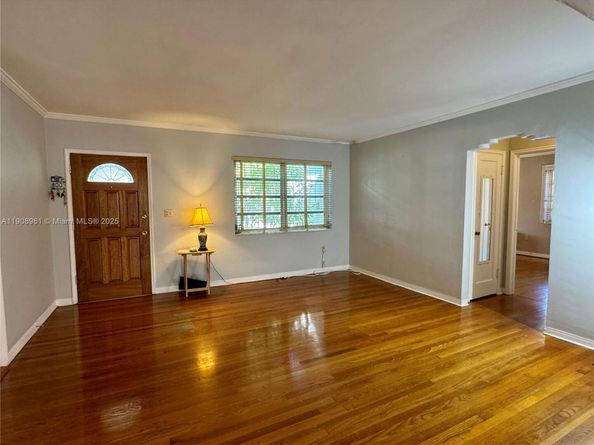 3410 SW 21st St, Miami FL 33145