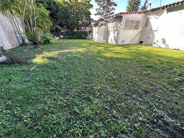 3410 SW 21st St, Miami FL 33145